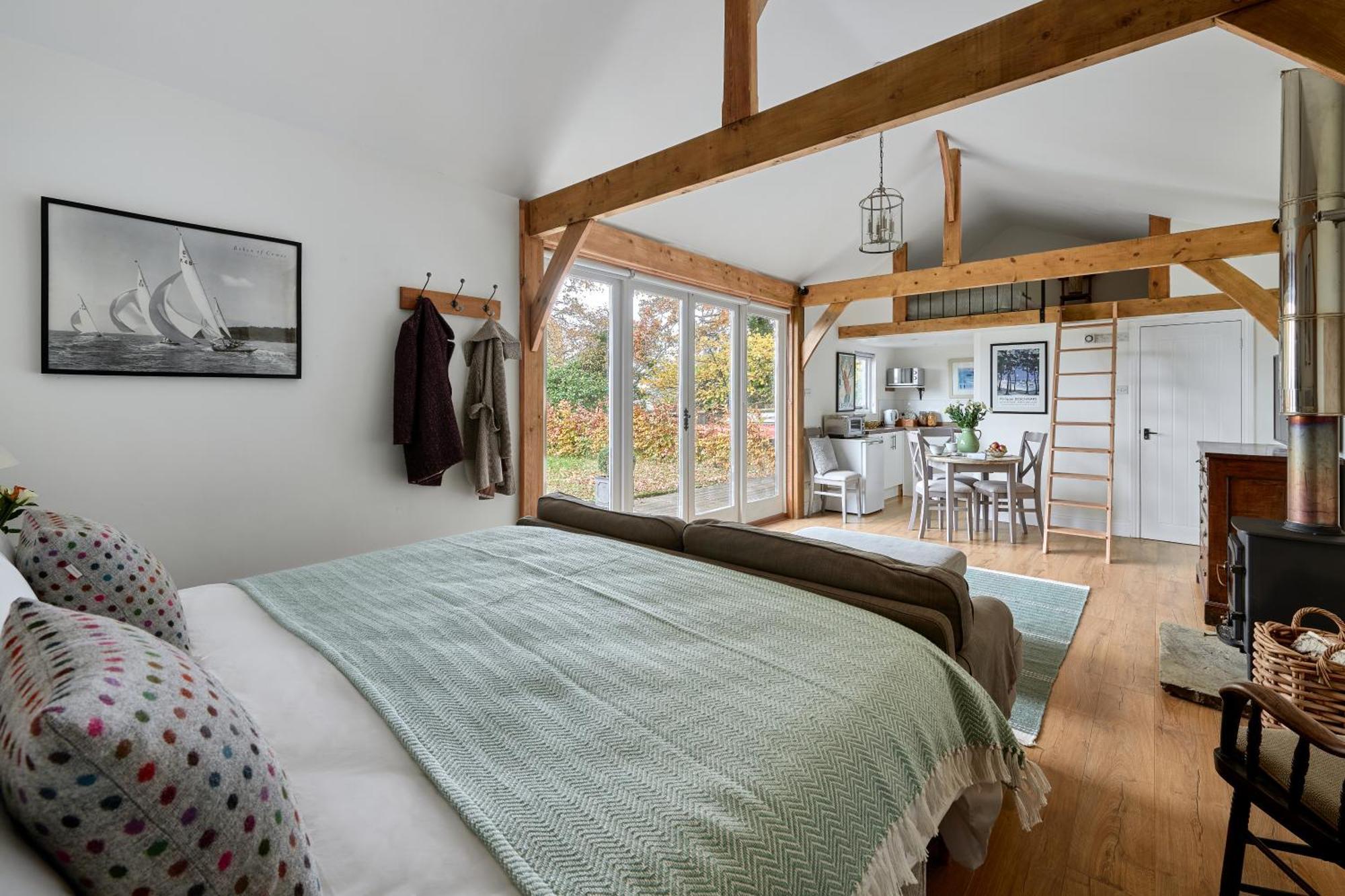 Stunning Cabin With Incredible Views Near Goodwood Rogate Eksteriør billede