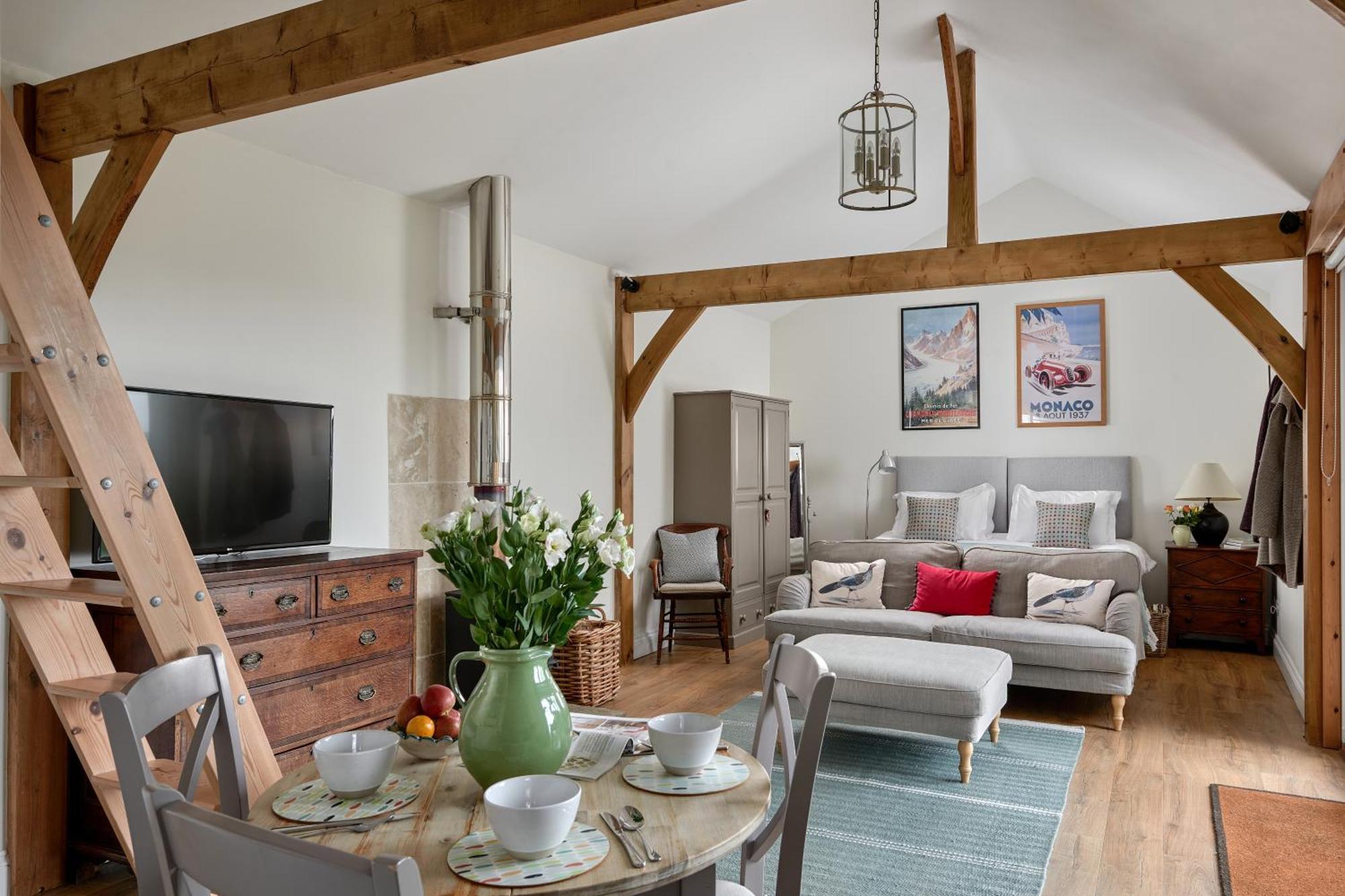 Stunning Cabin With Incredible Views Near Goodwood Rogate Eksteriør billede